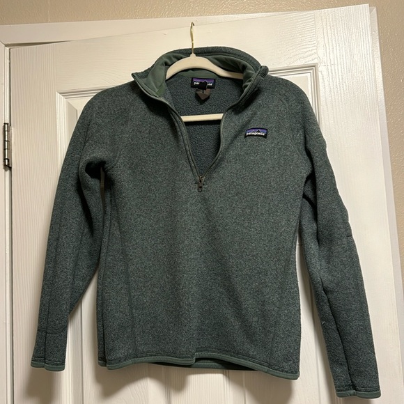 Patagonia Women's Green Sweater - Picture 1 of 7